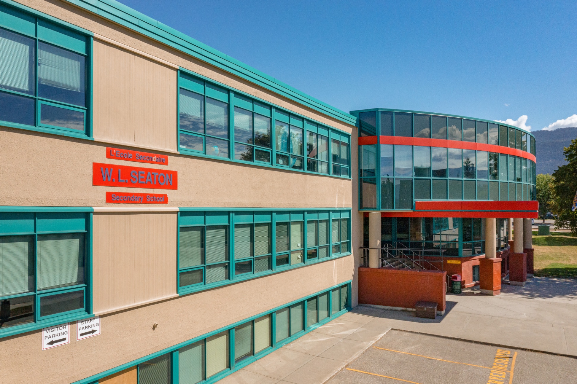 About W L Seaton Secondary School